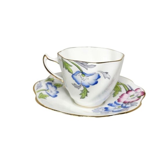 Vintage Rosina Bone China Tea Cup & Saucer Set With Floral Design 4919 - Picture 2 of 6
